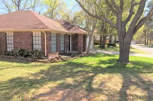 12944 Orion Ct E, Willis, TX 77318 - Photo 3