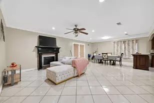 9718 Whitepost Ln, Houston, TX 77086 - Photo 3