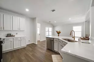 3301 Clover Hill Ln, Texas City, TX 77591 - Photo 11