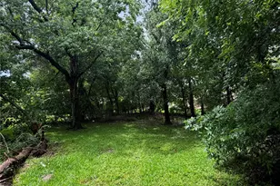5935 Glenhurst Dr, Houston, TX 77033 - Photo 5
