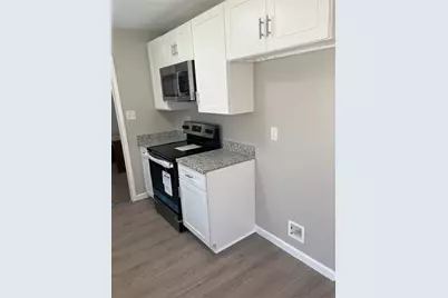 402 Thompson Drive, Bay City, TX 77414 - Photo 5