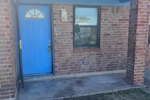 402 Thompson Dr, Bay City, TX 77414 - Photo 3