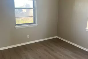 402 Thompson Dr, Bay City, TX 77414 - Photo 13