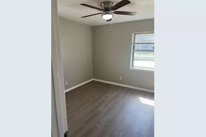 402 Thompson Drive, Bay City, TX 77414 - Photo 15