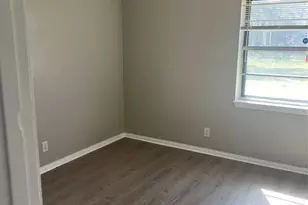 402 Thompson Dr, Bay City, TX 77414 - Photo 15