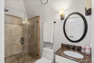 1434 Chimney Rock Rd, Houston, TX 77056 - Photo 35