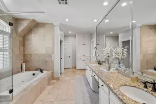 1434 Chimney Rock Rd, Houston, TX 77056 - Photo 25