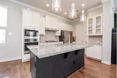 10606 Centre Shadows Drive, Houston, TX 77043 - Photo 19