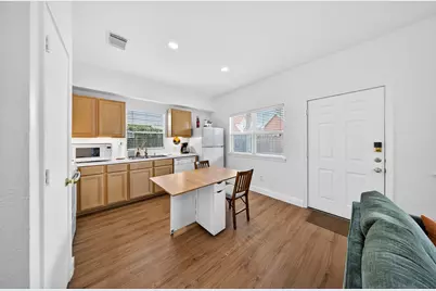 1318 Dennis Street, Houston, TX 77004 - Photo 13