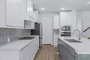 5210 Birch Shadow Dr, Fulshear, TX 77441 - Photo 9