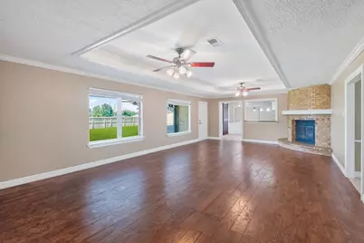 10070 Woodcreek Circle, Willis, TX 77318 - Photo 5