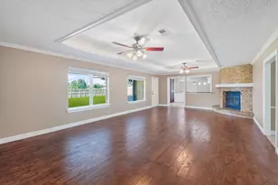 10070 Woodcreek Cir, Willis, TX 77318 - Photo 5