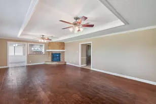 10070 Woodcreek Cir, Willis, TX 77318 - Photo 7