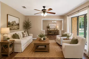 10070 Woodcreek Cir, Willis, TX 77318 - Photo 17