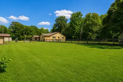 10070 Woodcreek Circle, Willis, TX 77318 - Photo 41