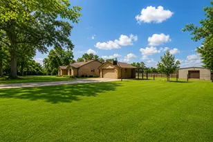 10070 Woodcreek Cir, Willis, TX 77318 - Photo 43
