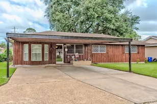 2719 Ave M, Nederland, TX 77627 - Photo 31