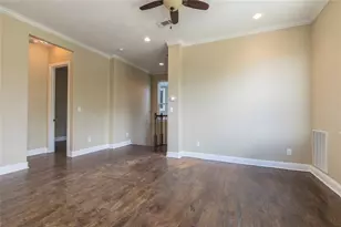 1424 Eddington St, Houston, TX 77023 - Photo 7