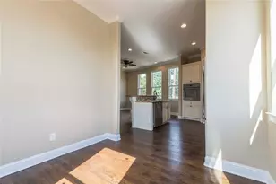 1424 Eddington St, Houston, TX 77023 - Photo 11