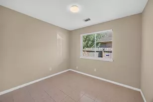 5046 Shadowdale Dr, Houston, TX 77041 - Photo 19