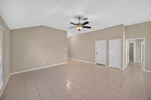 5046 Shadowdale Dr, Houston, TX 77041 - Photo 11