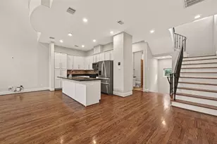 2915 Pease St, Houston, TX 77003 - Photo 9