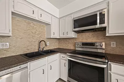 527 N Post Oak Lane #527, Houston, TX 77024 - Photo 11