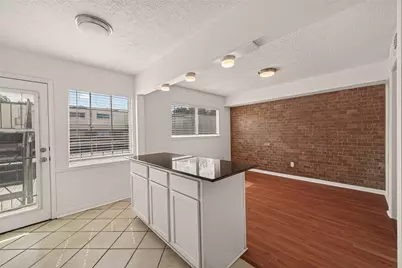 527 N Post Oak Lane #527, Houston, TX 77024 - Photo 13