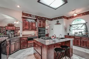 9018 Water Point Dr, Beach City, TX 77523 - Photo 27