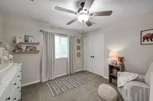 94 N Cochrans Green Cir, The Woodlands, TX 77381 - Photo 33