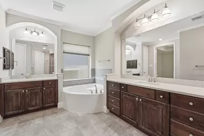 5830 Vineyard Creek Lane, Houston, TX 77365 - Photo 21