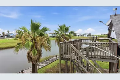 1273 Diamond Road, Crystal Beach, TX 77650 - Photo 9