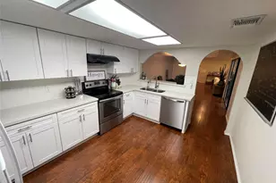 4523 Acacia St, Bellaire, TX 77401 - Photo 5
