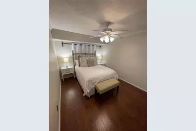 4523 Acacia Street, Bellaire, TX 77401 - Photo 15