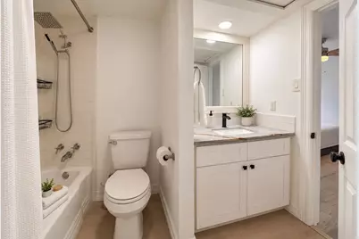 3131 Southwest Freeway #C35, Houston, TX 77098 - Photo 11