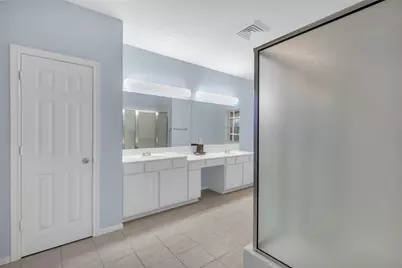 2815 Kings Crossing Drive #219, Houston, TX 77345 - Photo 15