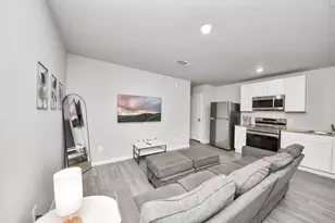 9027 Madera Rd, Houston, TX 77078 - Photo 21