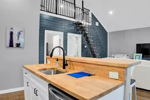 1044 Sunset Circle W, Crystal Beach, TX 77650 - Photo 25