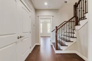 1244 W 26th St, Houston, TX 77008 - Photo 31