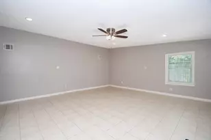 1231 Hopper Rd, Houston, TX 77037 - Photo 11