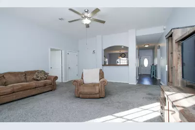 12749 Lake Conroe Hills Drive, Willis, TX 77318 - Photo 15