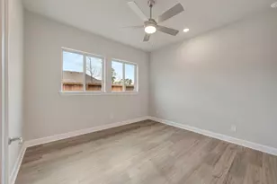 210 Sweetwater Rill Dr, Conroe, TX 77304 - Photo 15