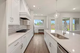 210 Sweetwater Rill Dr, Conroe, TX 77304 - Photo 35