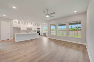 210 Sweetwater Rill Dr, Conroe, TX 77304 - Photo 29