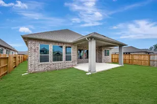 210 Sweetwater Rill Dr, Conroe, TX 77304 - Photo 11