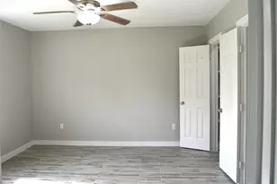 29315 Burton Cemetery Rd, Waller, TX 77484 - Photo 9