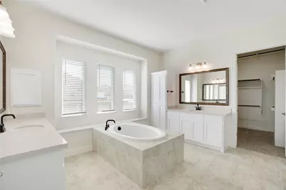 307 Blue River Trail, Rosenberg, TX 77471 - Photo 5