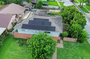 2106 New Mexico St, Baytown, TX 77520 - Photo 3