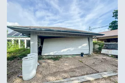 2106 New Mexico Street, Baytown, TX 77520 - Photo 43