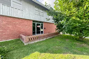 2106 New Mexico St, Baytown, TX 77520 - Photo 7